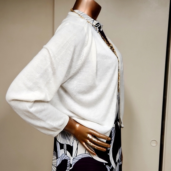 J. Jill Petite Large Winter White Cardigan - Picture 3 of 5